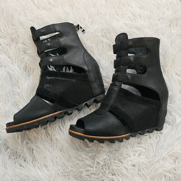 Sorel Women's Black Joanie Gladiator Wedge Sandal Size 7.5 - Picture 1 of 6